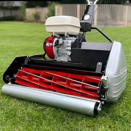 Rolux X20 20″ Reel Mower including Smooth Front Roller and Grass Box - Image 2
