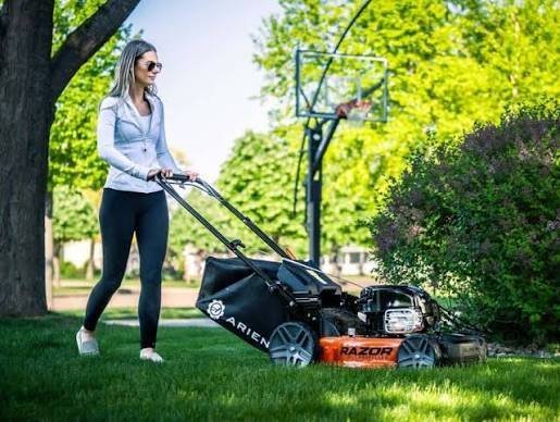 Ariens Razor 21 in. FWD Self-Propelled Gas Lawn Mower - Image 3