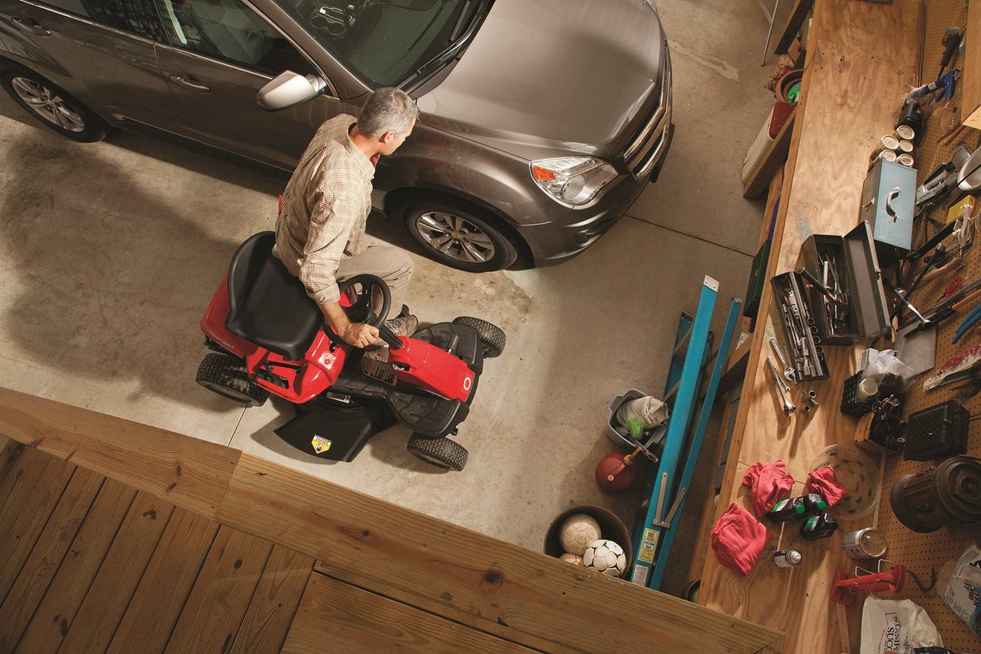 Craftsman R110 36-Inch 11.5HP Briggs & Stratton Riding Lawn Mower - Image 3